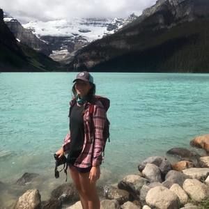 Meet your Posher, Karie